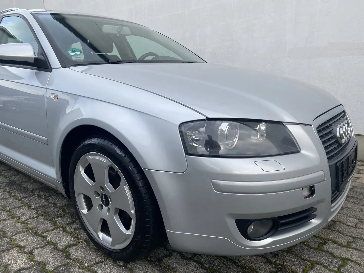 Audi A3 A3 Diesel 2.0 TDI Ambition Klima/Navi/Xenon/Gepfle Silber - 2