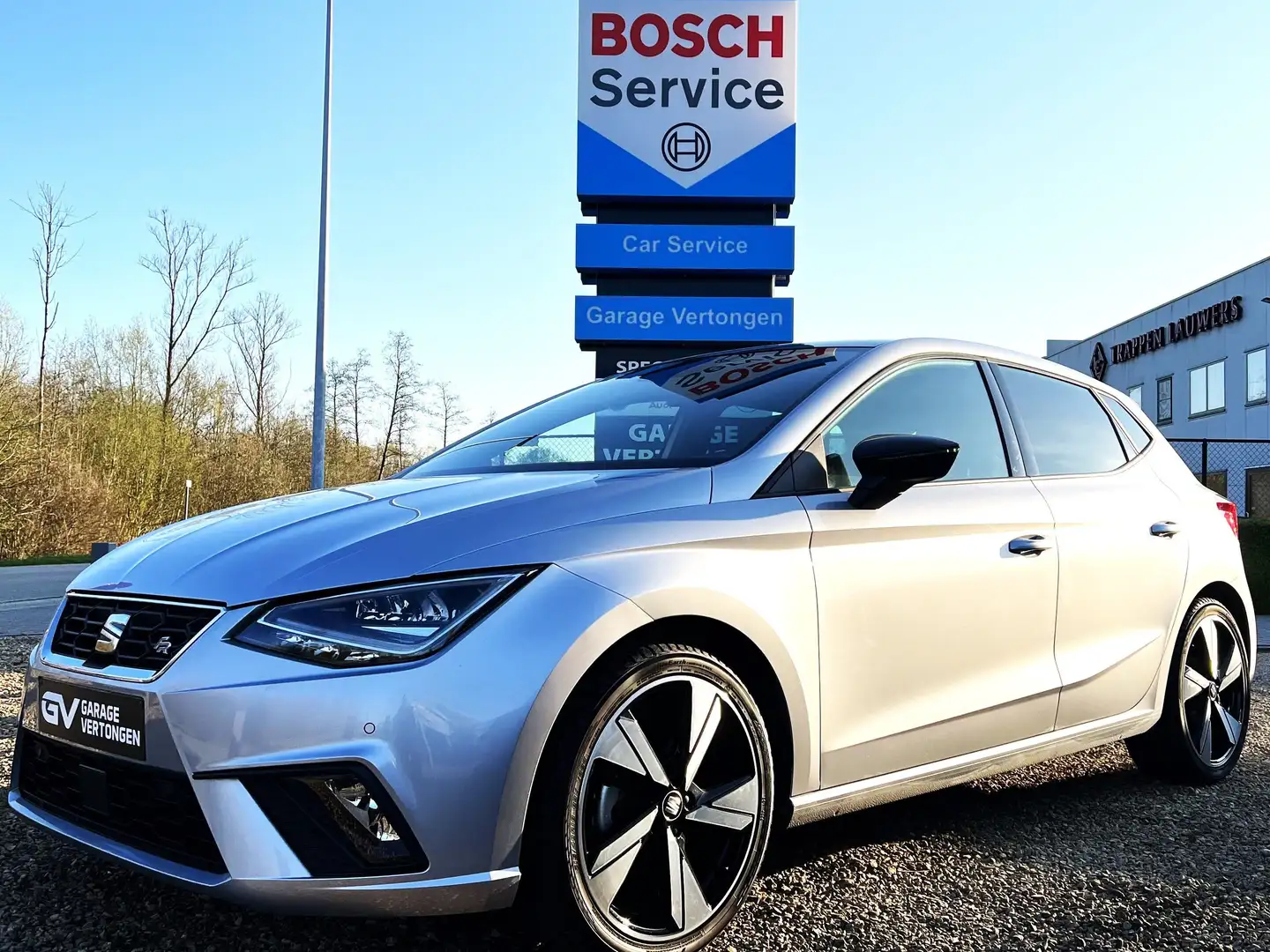 SEAT Ibiza 1.0 TSI FR*Sportzetels*Acc*Navi*Apple Cpl*Pdc/came Plateado - 1