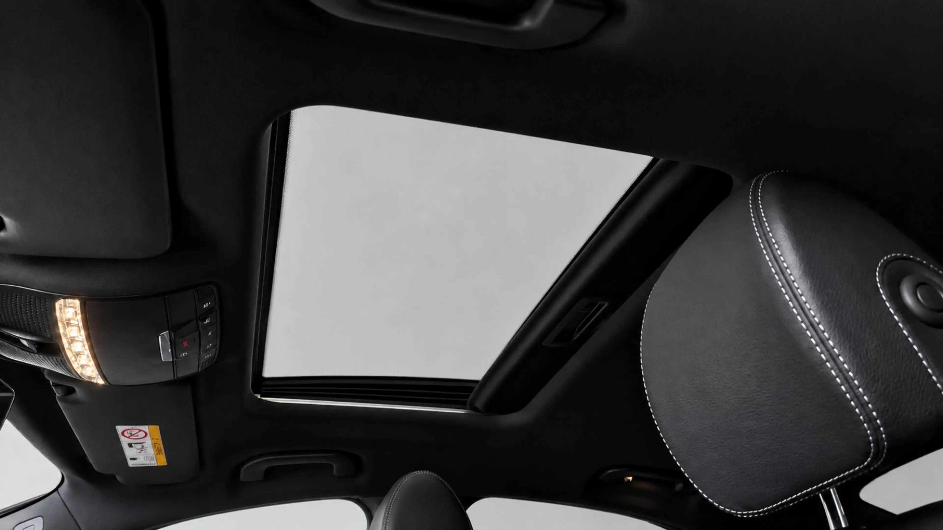 Mercedes-Benz CLS 400 d 4M AMG Distr. SHD RFK LED CarPlay — photo 20