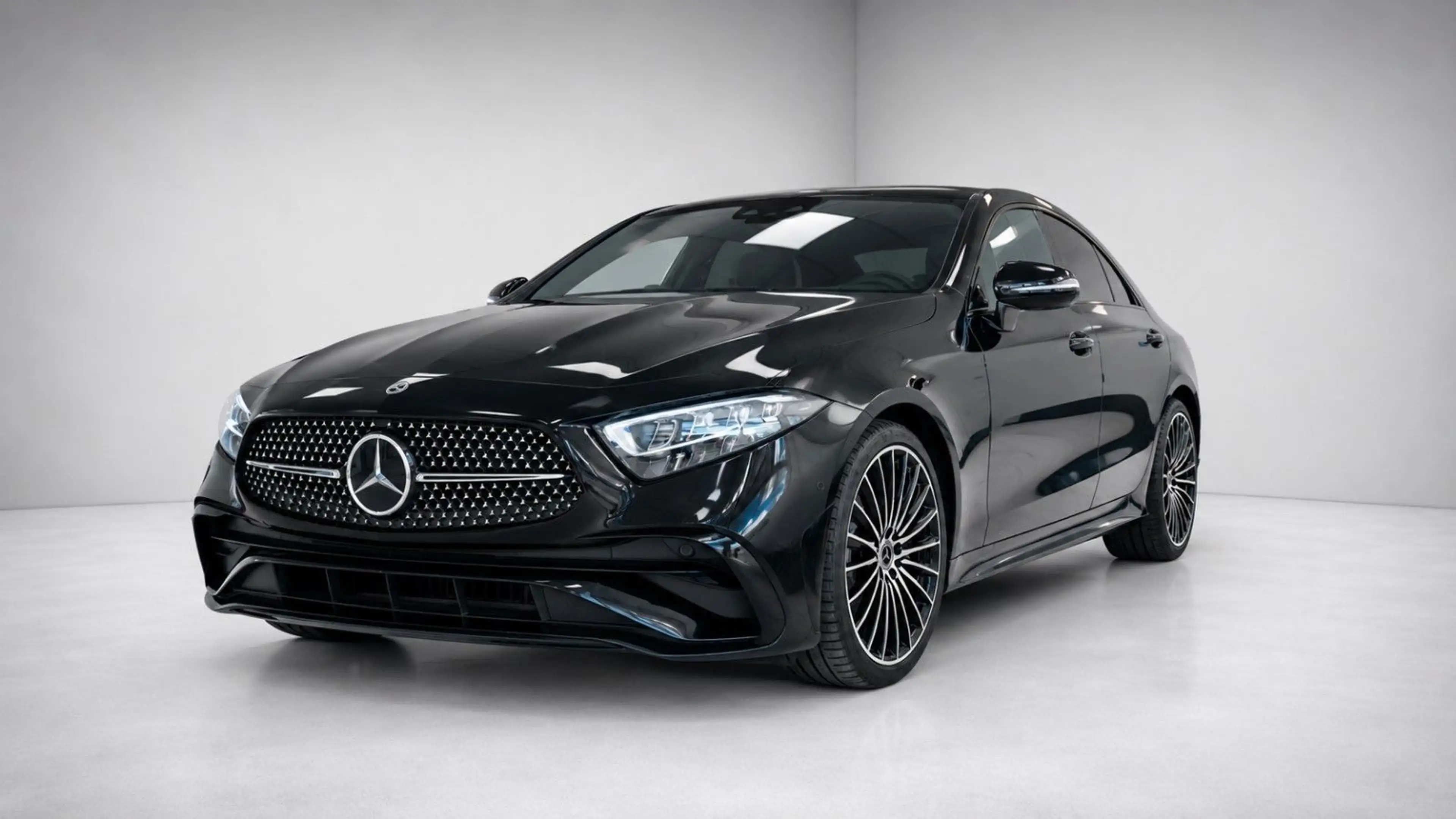 Mercedes-Benz CLS 400 d 4M AMG Distr. SHD RFK LED CarPlay — photo 3