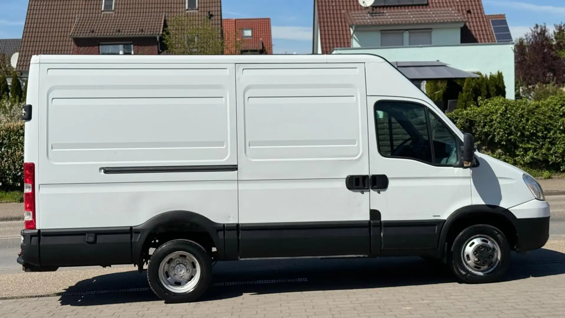 Iveco Daily Bílá - 2