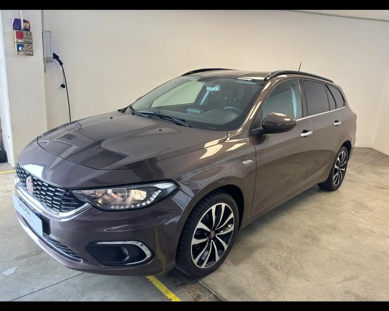 Fiat Tipo Station Wagon 1.6 Multijet Business Bronze - 1