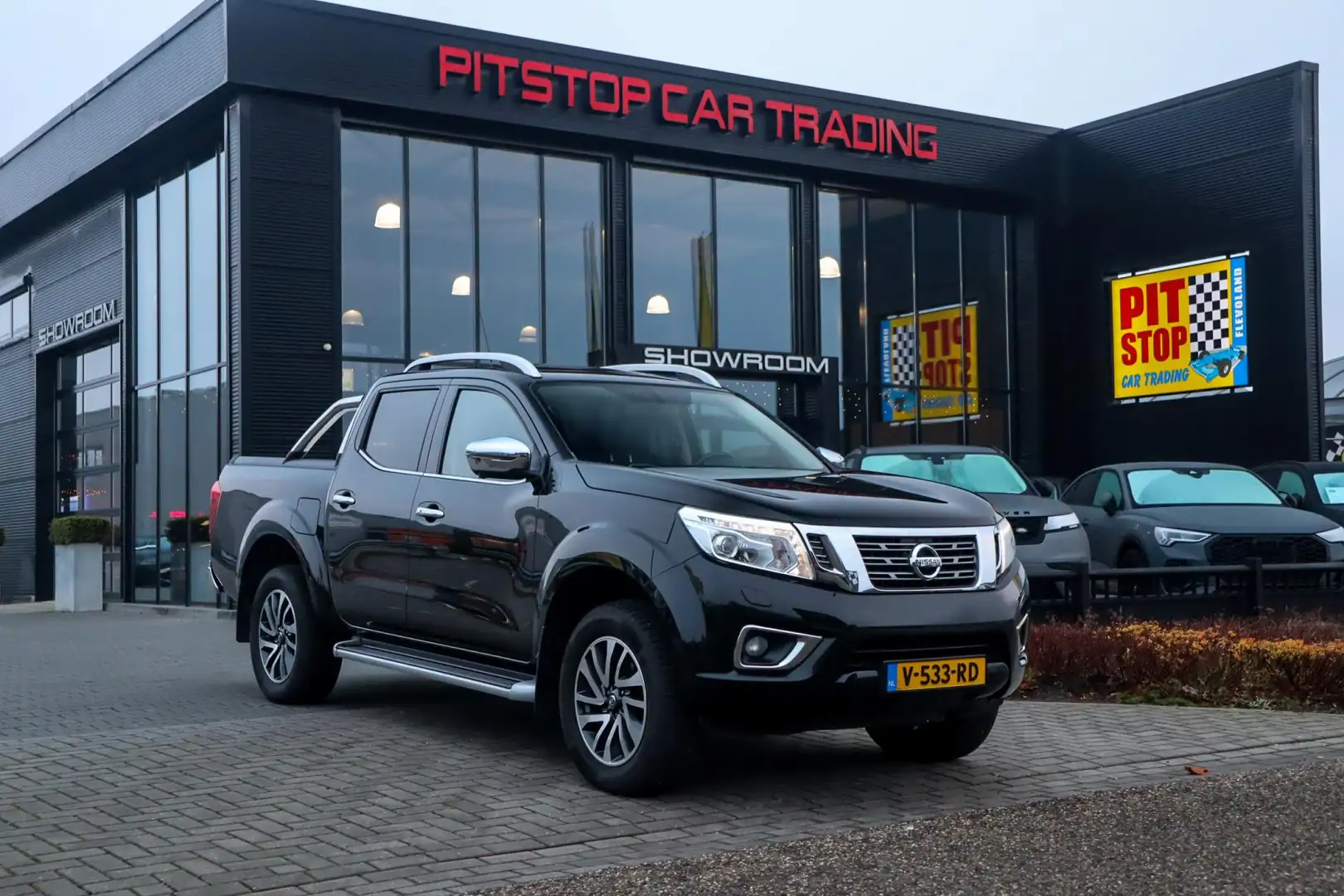 Nissan Navara 2.3 dCi Tekna Double Cab, 5-persoons, 1e eigenaar, - 1