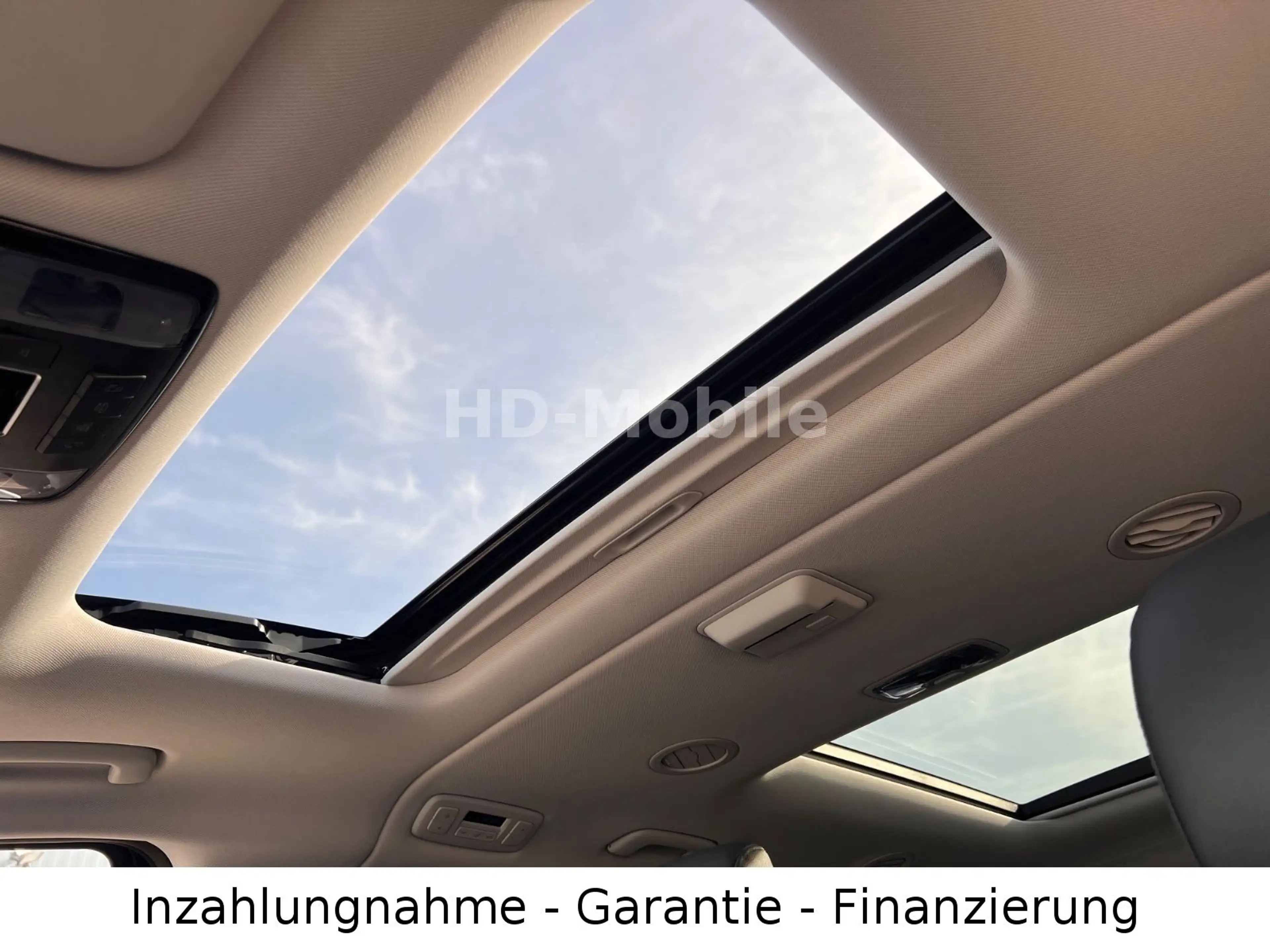 Hyundai STARIA Prime, 9 Sitzer, Leder, Pano, 360 Camera — photo 17