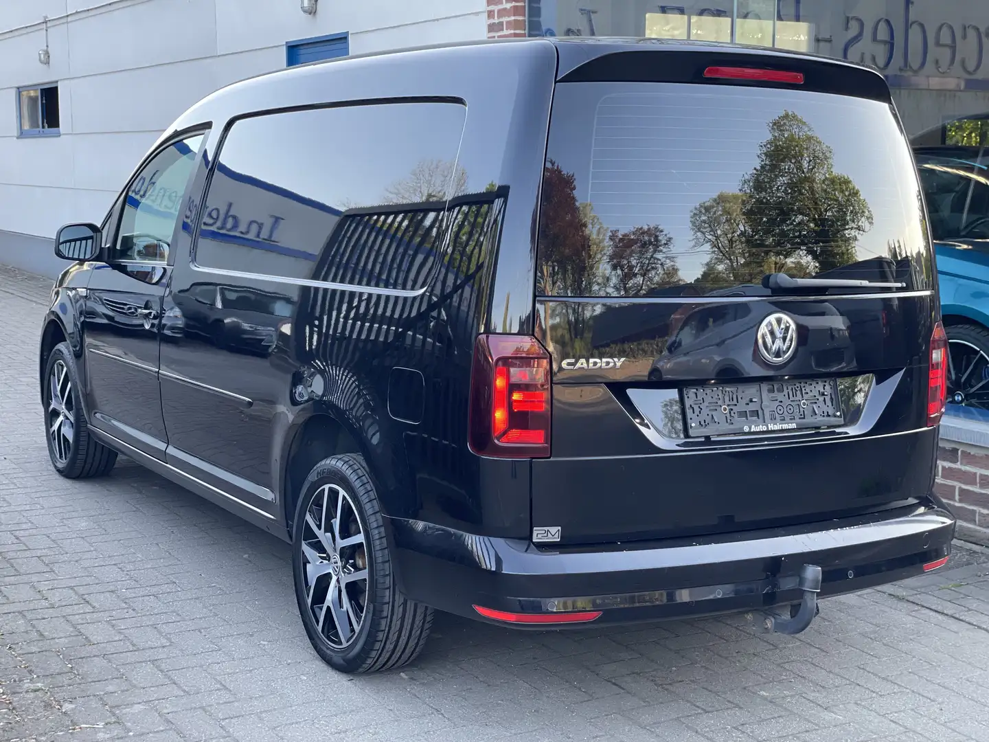 Volkswagen Caddy VAN 2.0 CR TDi SCR DSG-6 4p./2pl. HIGHLINE ÉDITIO Zwart - 2