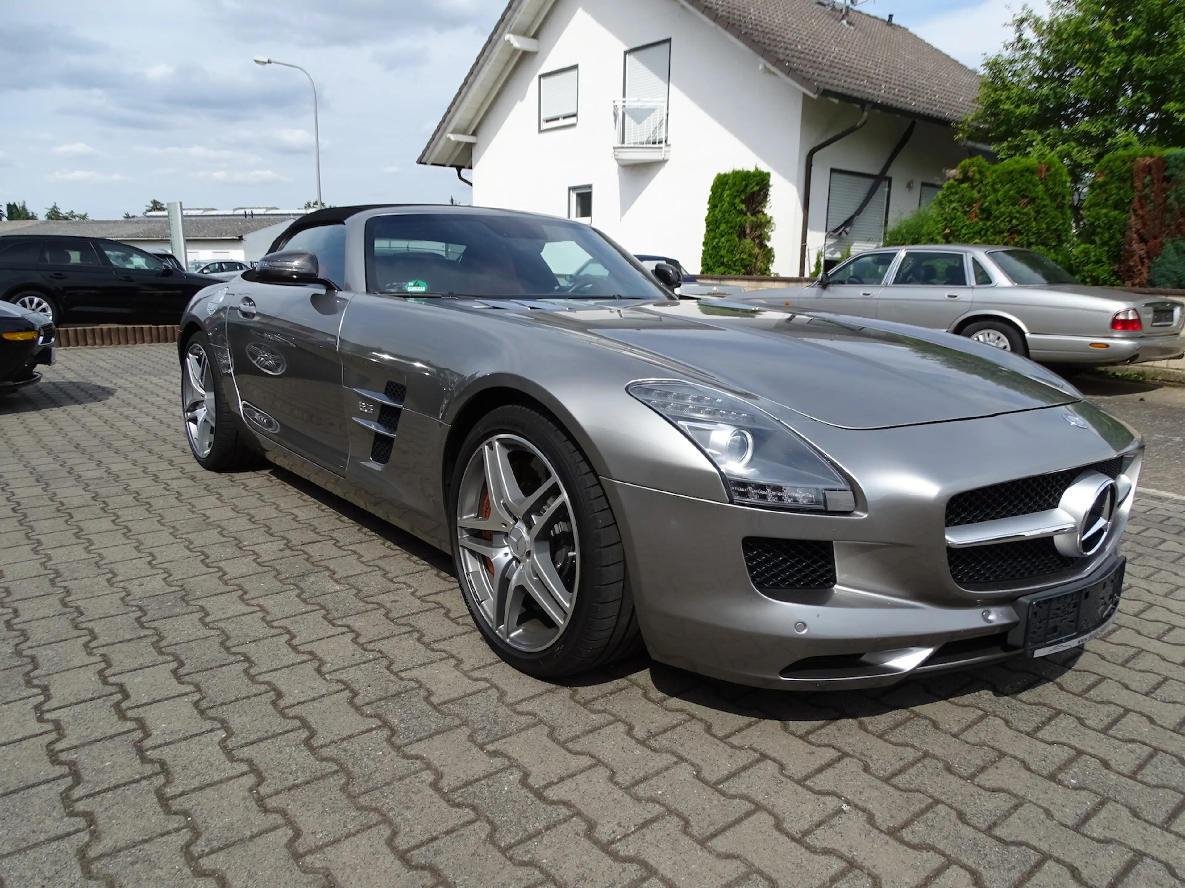 Mercedes-Benz SLS Roadster Alubeam, Keramikbremsanlage, Bang & Olufs — photo 3