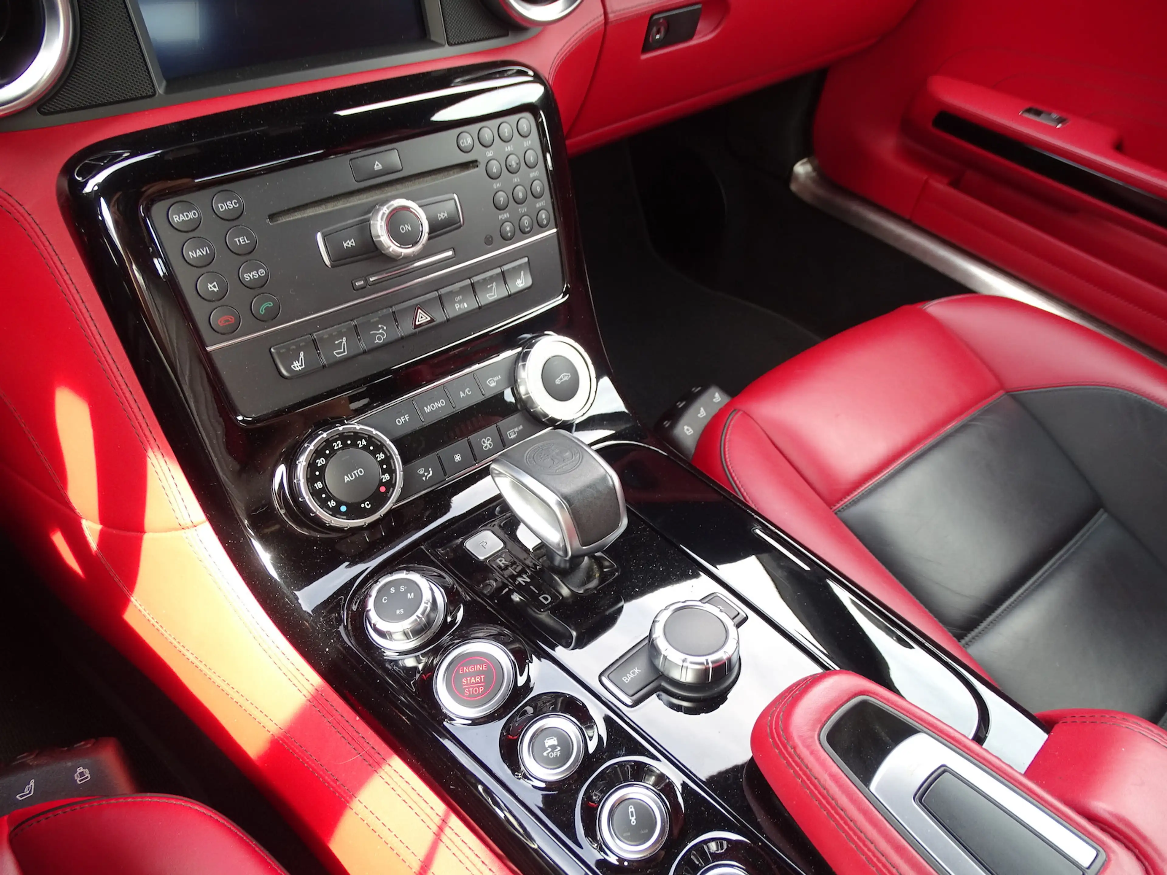 Mercedes-Benz SLS Roadster Alubeam, Keramikbremsanlage, Bang & Olufs — photo 14