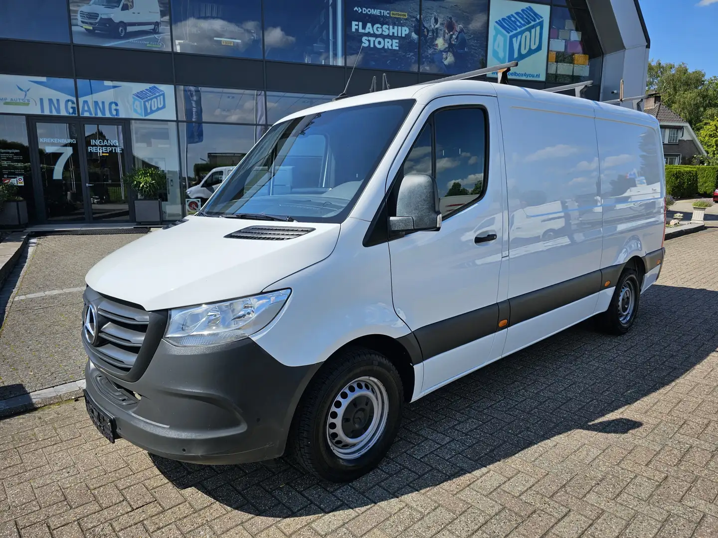 Mercedes-Benz Sprinter 314 CDI L2-H1 * Trekhaak * Camera * MBUX * Chauffe Weiß - 1