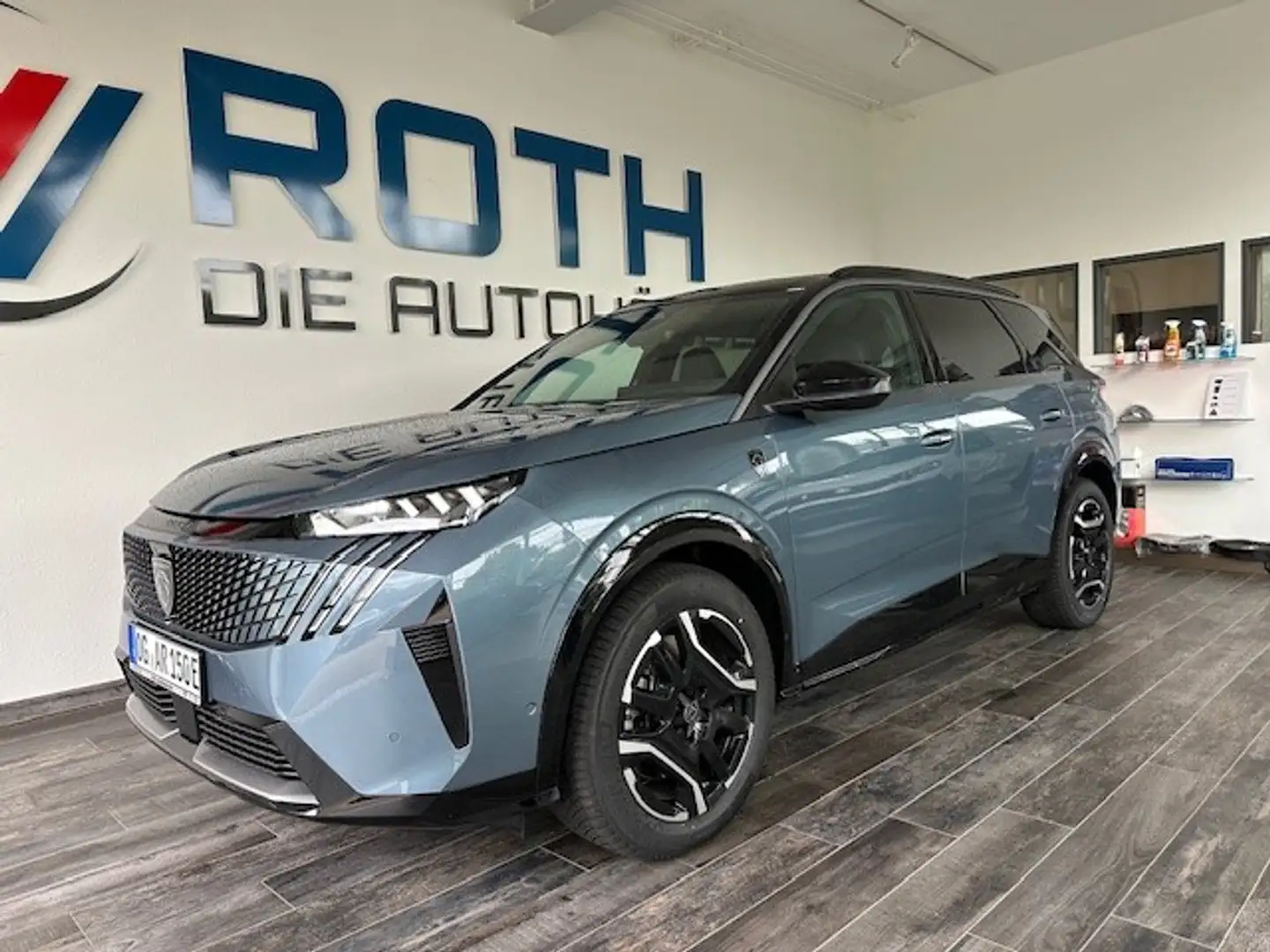 Peugeot 5008 Elektromotor 210 GT Grau - 1