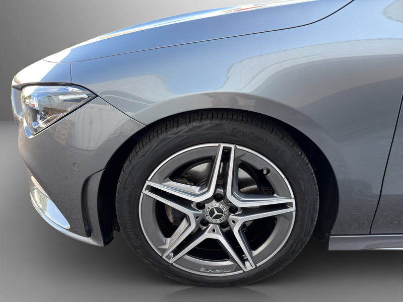 Mercedes-Benz CLA 180 d Limousine Aut. *AMG, 18", LED, ALCANTARA, RFK* — photo 9