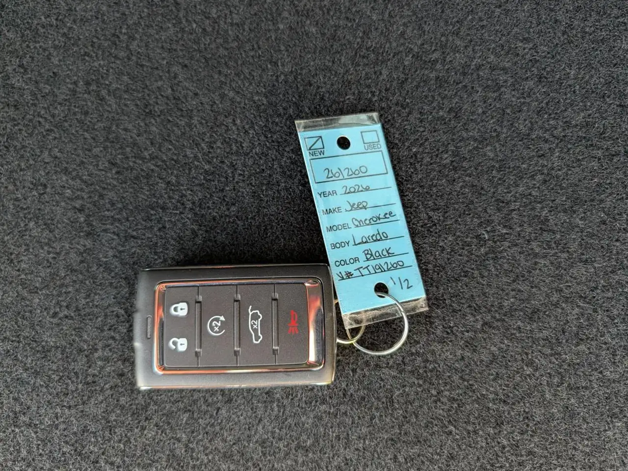 Jeep Cherokee снимка Jeep Cherokee