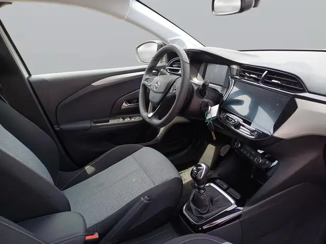 Opel Corsa view 11