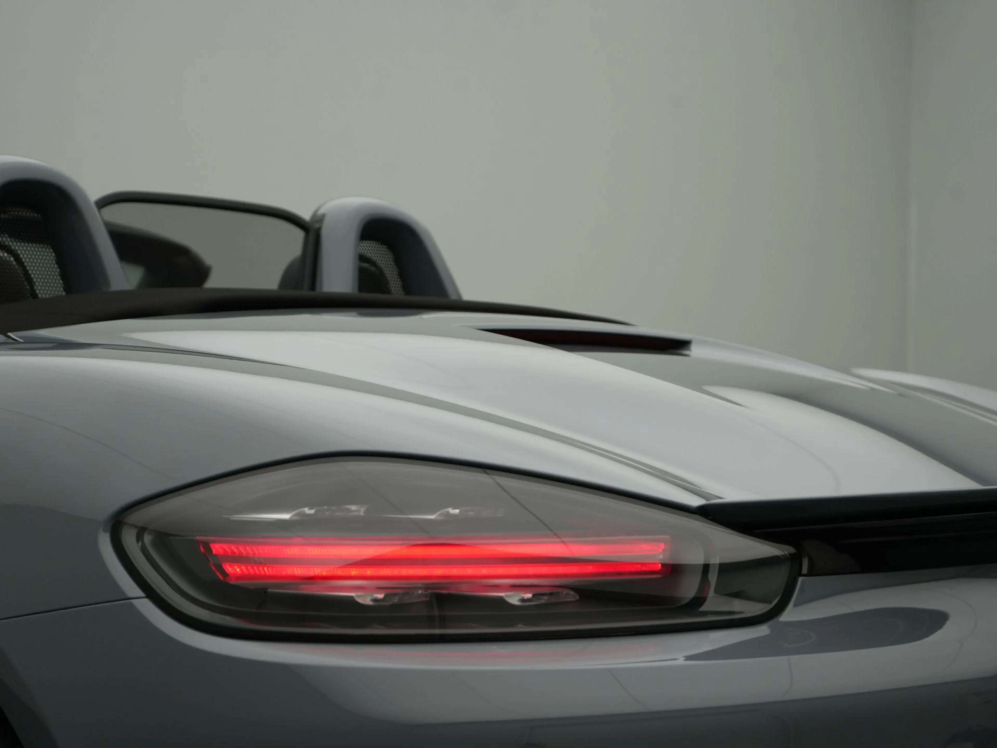 Porsche 718 Boxster — photo 14