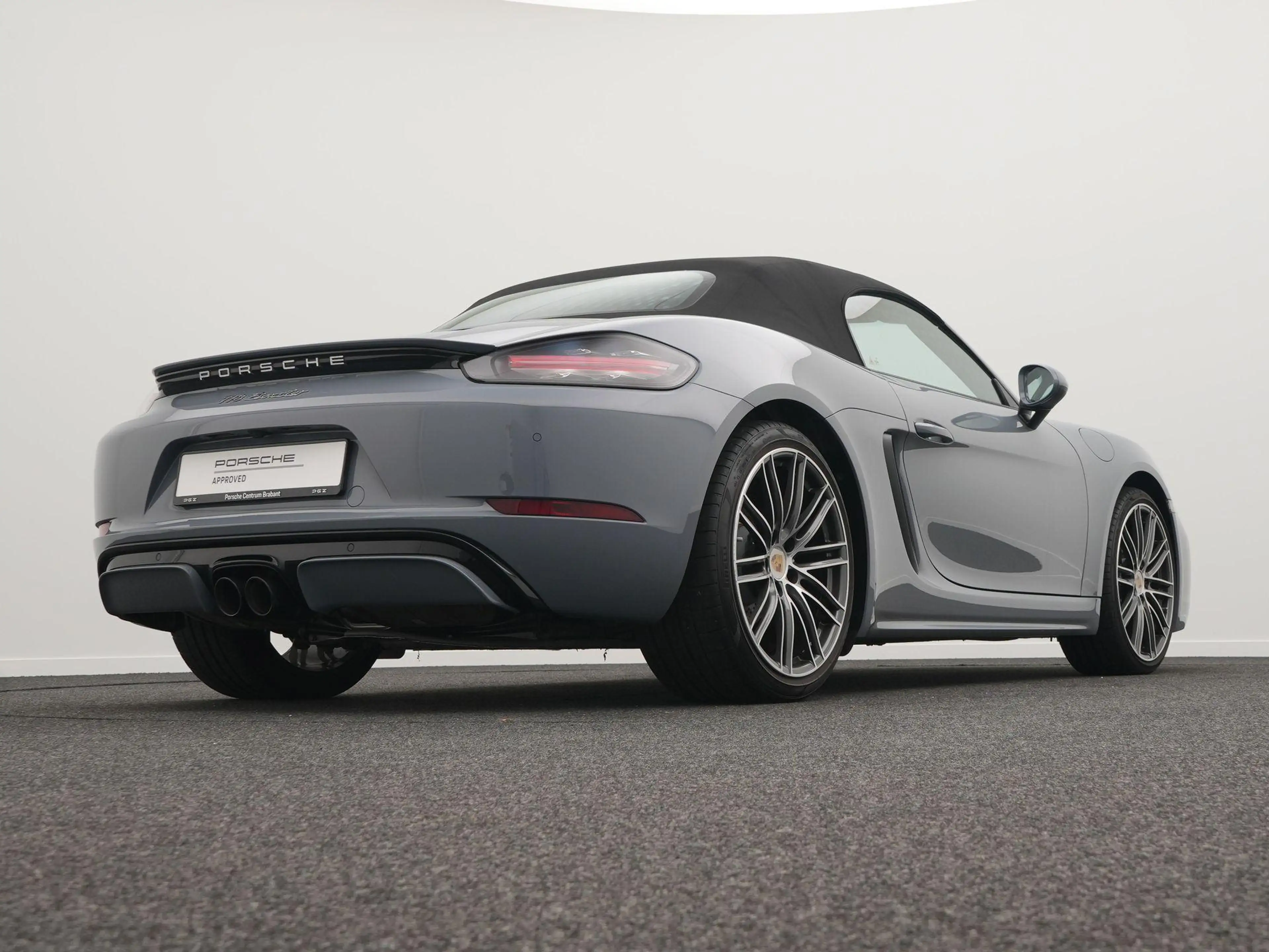 Porsche 718 Boxster — photo 10