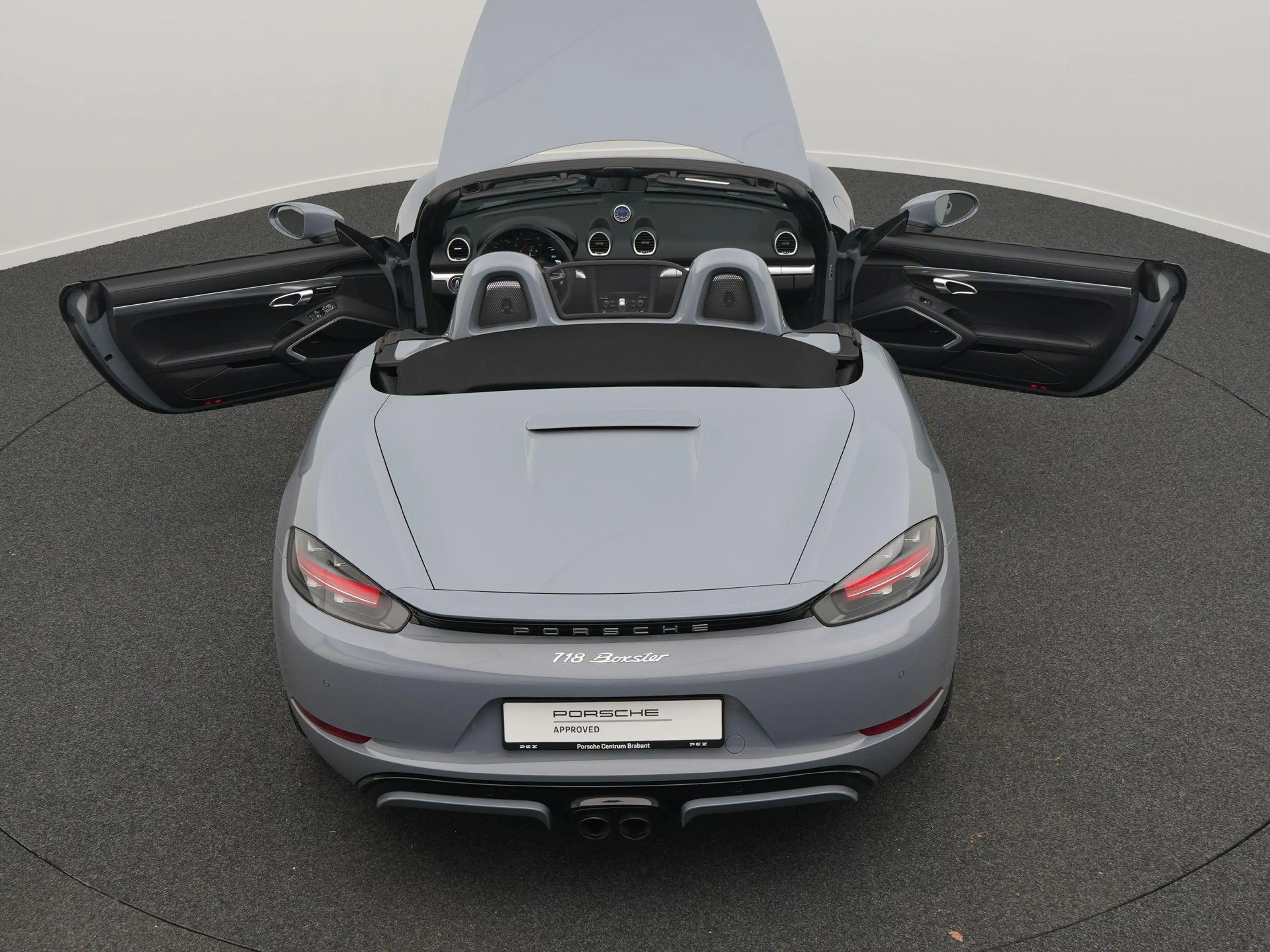 Porsche 718 Boxster — photo 12