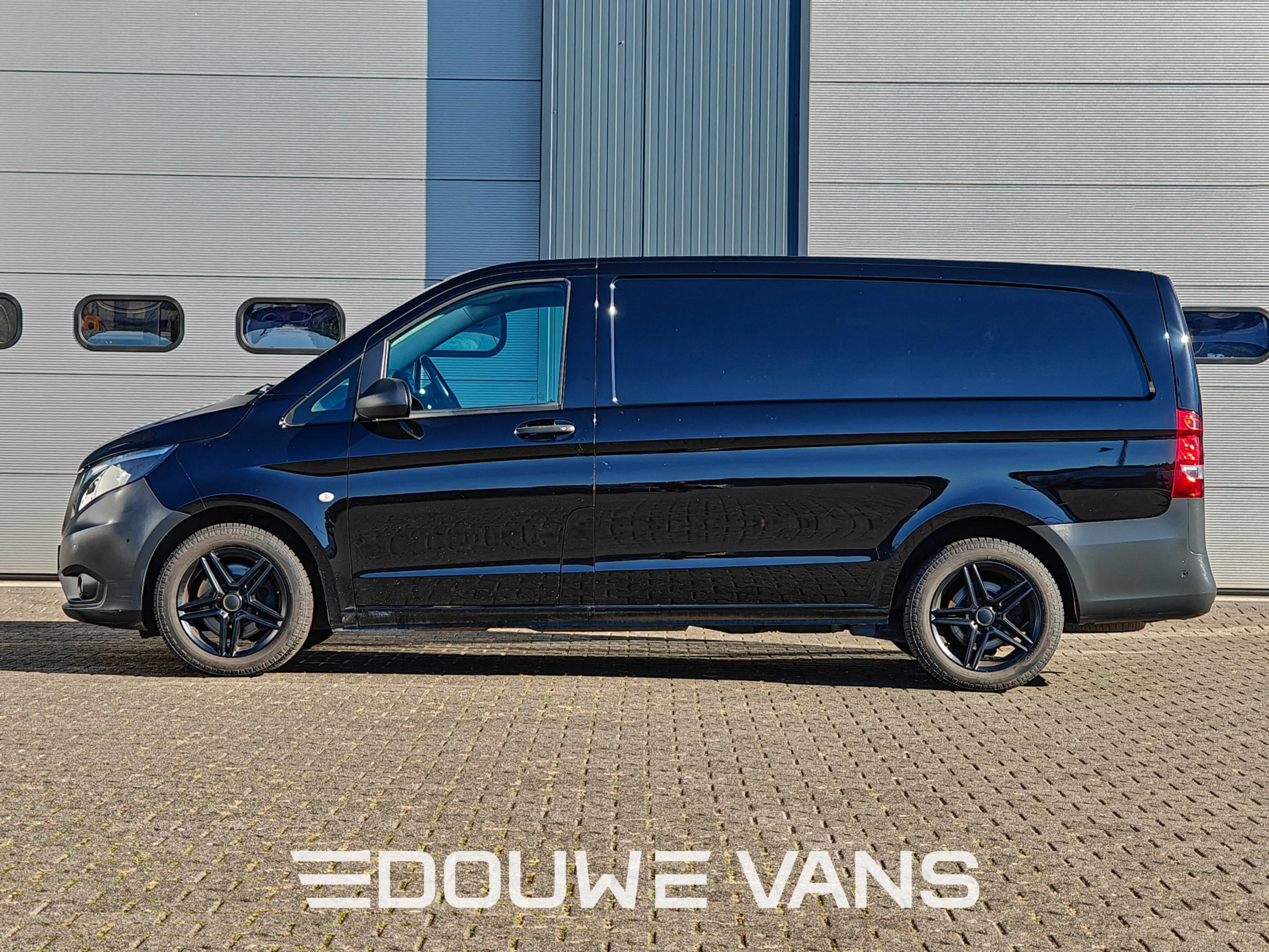 Mercedes-Benz Vito 119 L2 190 PK Airco Trekhaak Camera Inrichting Nav — photo 2