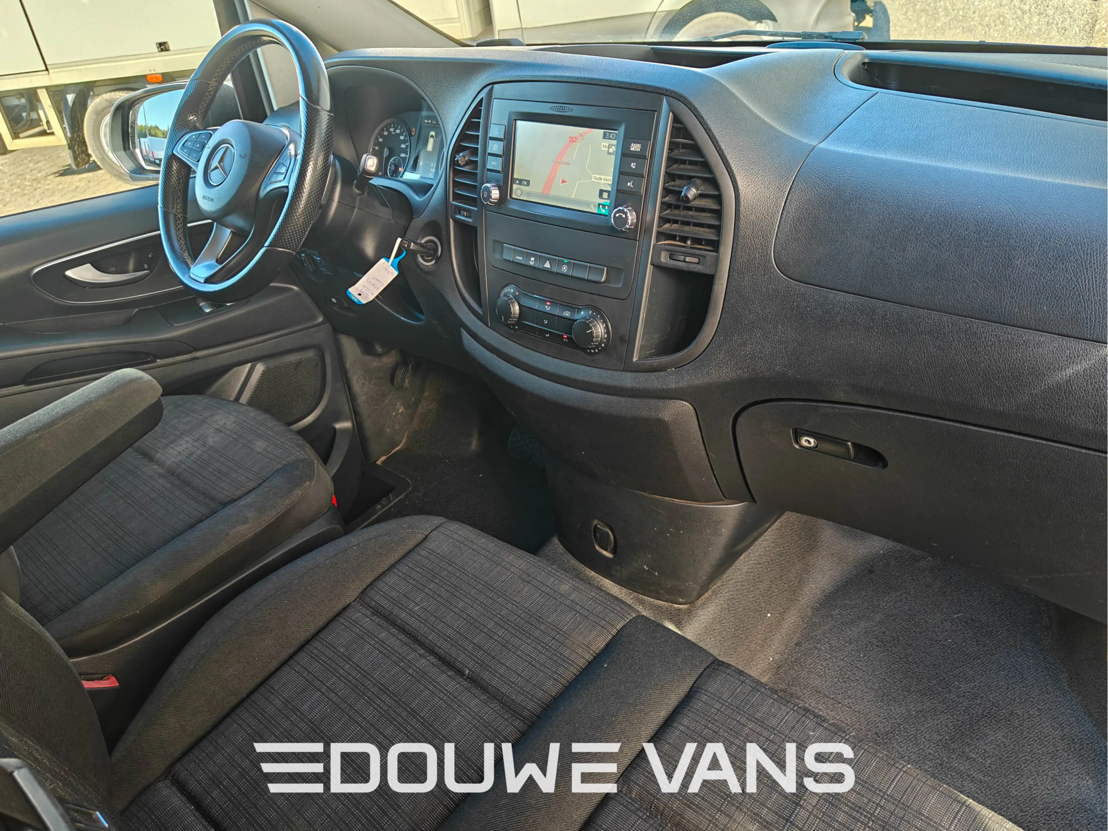 Mercedes-Benz Vito 119 L2 190 PK Airco Trekhaak Camera Inrichting Nav — photo 9