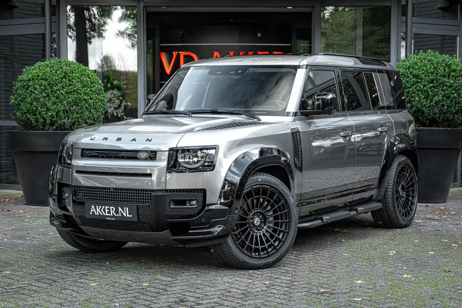 Land Rover Defender LANDROVER 110 P400 XS EDITION URBAN+TREKHAAK+PANO. Grey - 1