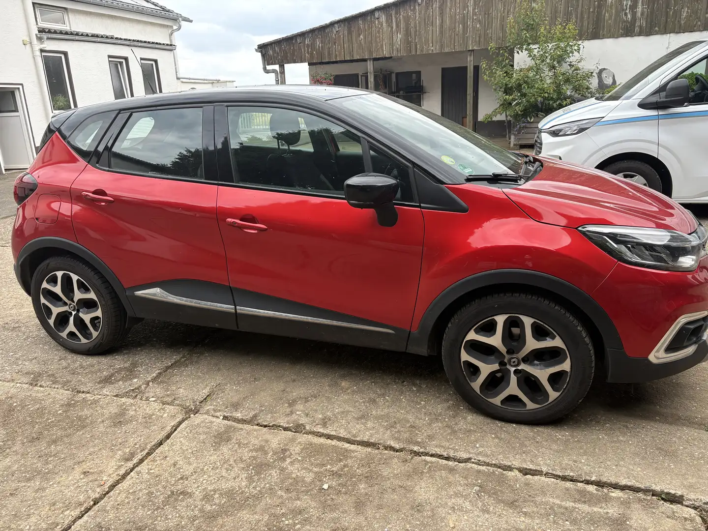 Renault Captur Intens Rot - 2