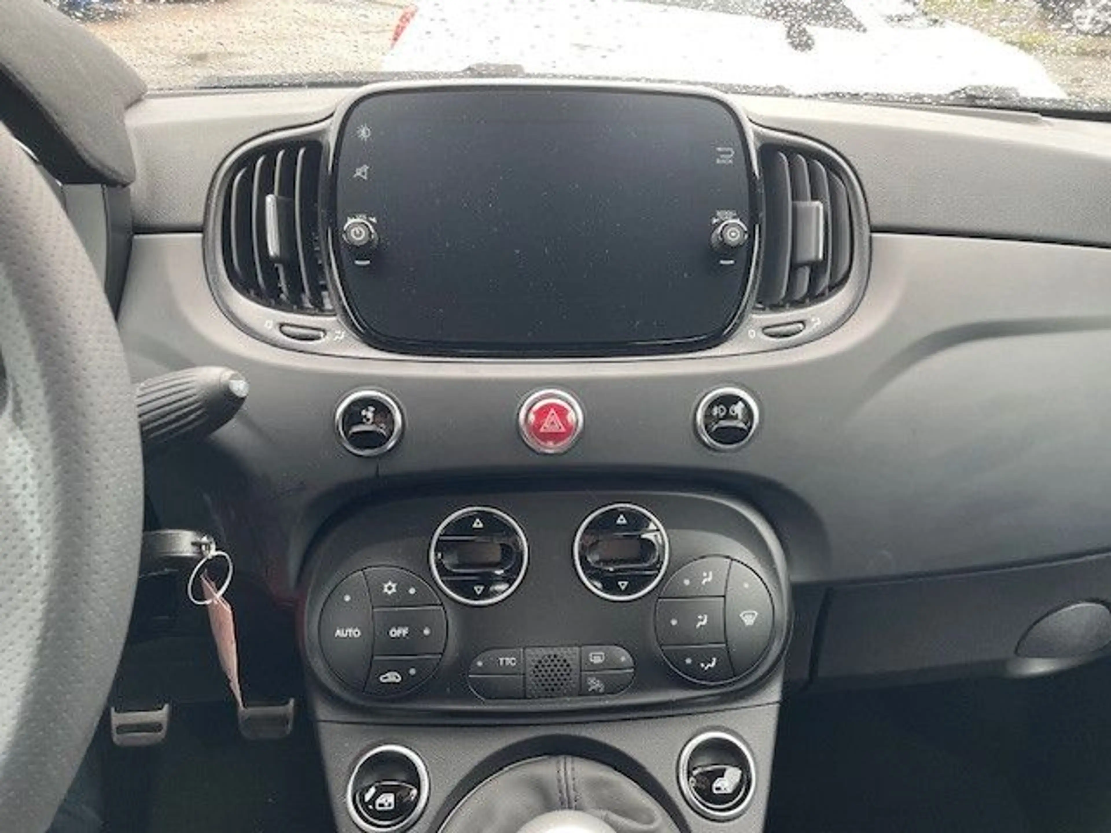 Abarth 500 595 Cabrio 1,4 T-Jet Competizione — photo 8