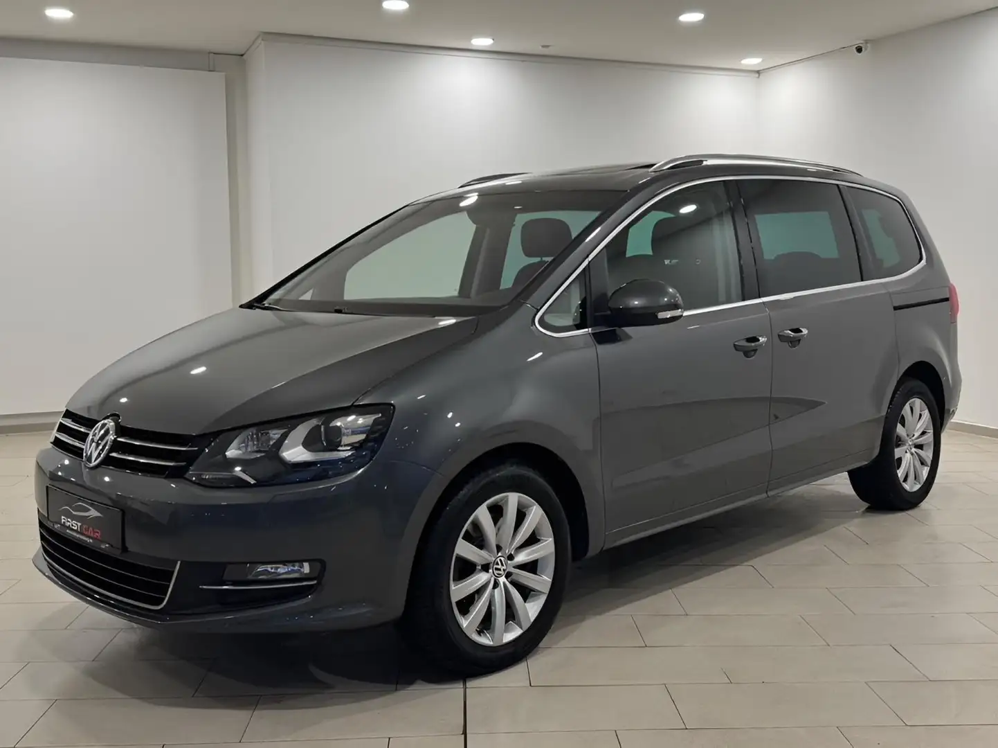 Volkswagen Sharan 2.0 TDI Highline BMT 7-Sitzer 1-Hand|PANO Grau - 1