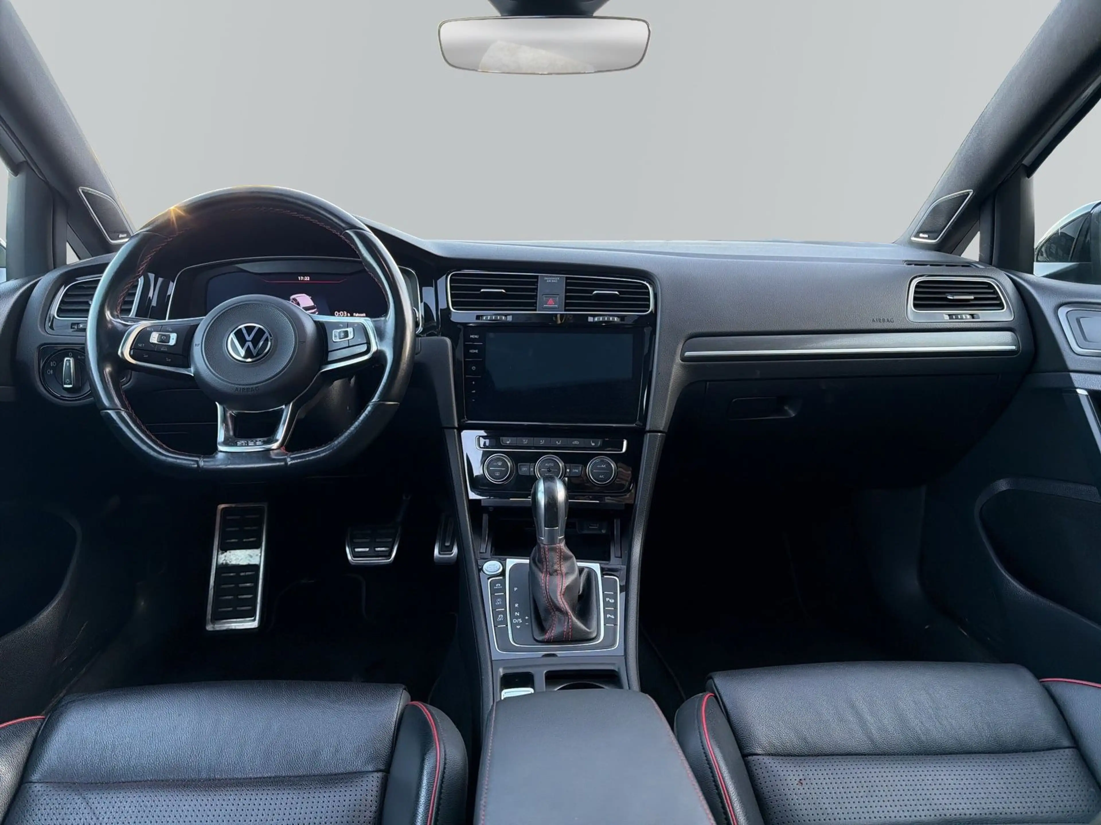 Volkswagen Golf GTI Performance ACC*PANO*SHZ*VOLLDIGITAL — photo 9
