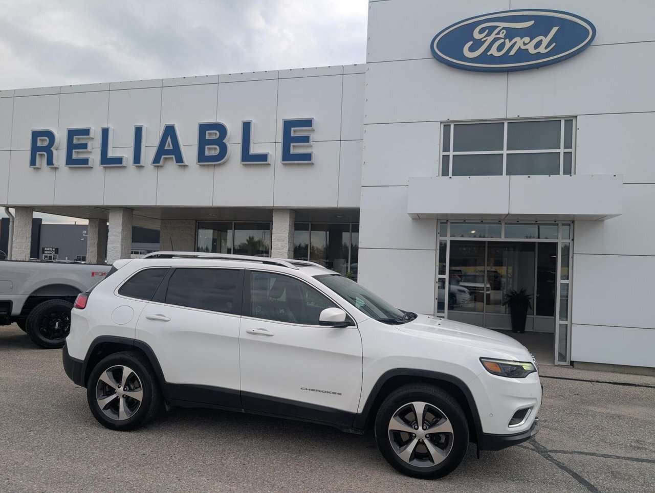 2021 Jeep Cherokee Limited Elite Package/Technology Group/ Trailer Pa
