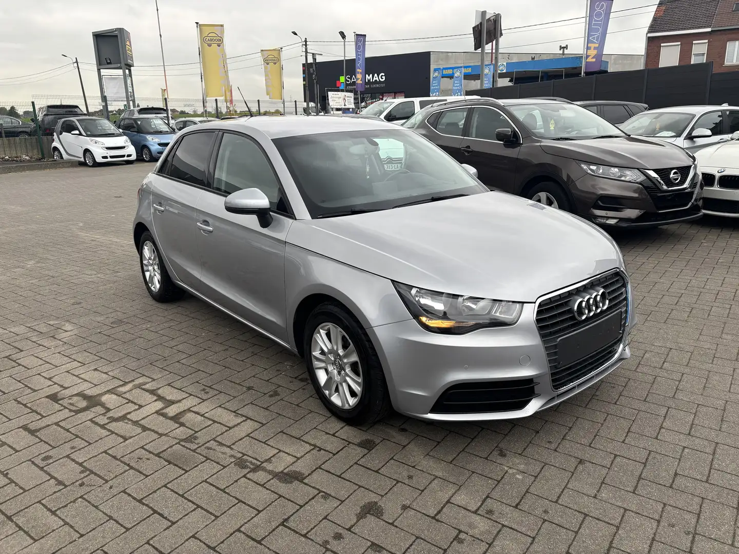 Audi A1 A1 Sportback 1.4 TFSI Ambition S tronic Argent - 2