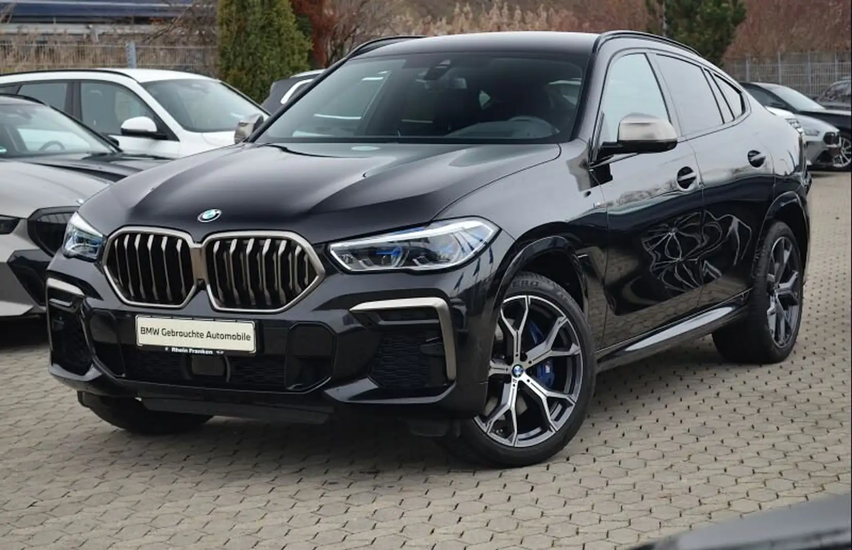 BMW X6 M 50i LiveCptProf.Laser.AHK.ACC.360°Kam.HiFi Schwarz - 2