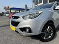 Hyundai iX35 1.7 CRDI*1ST OWNER*EXCELLENT ETAT*CARNET FULL* Gris - thumbnail 2