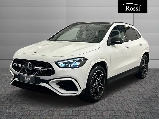 Mercedes-Benz GLA 180 d Automatic