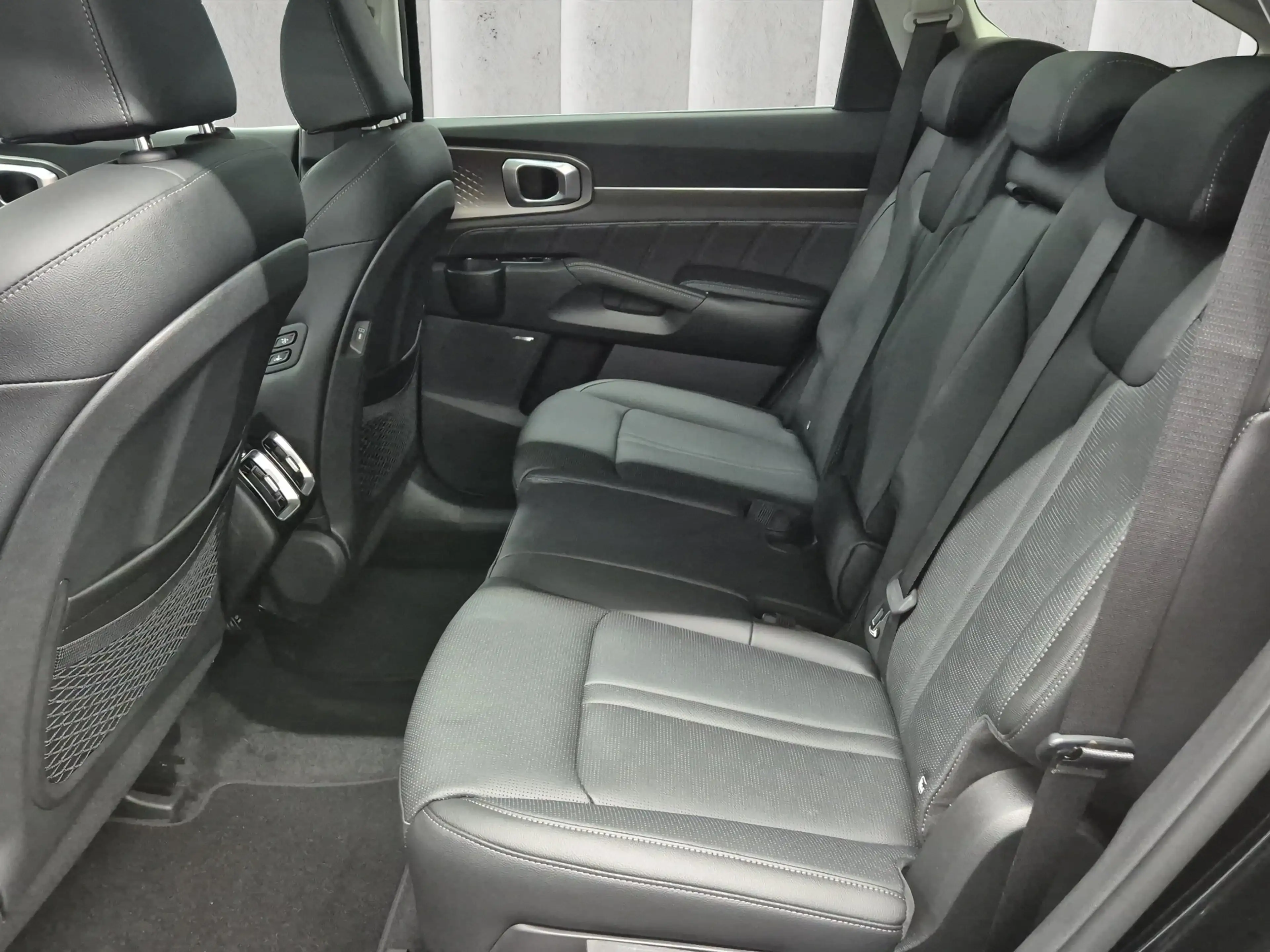 Kia Sorento PHEV AWD Plug&Ride ACC NAVI LED SHZ LEDER PANO *BI — photo 11