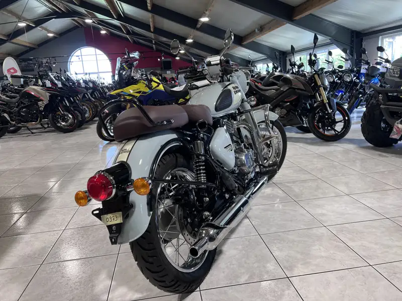 Royal Enfield Classic - foto 3