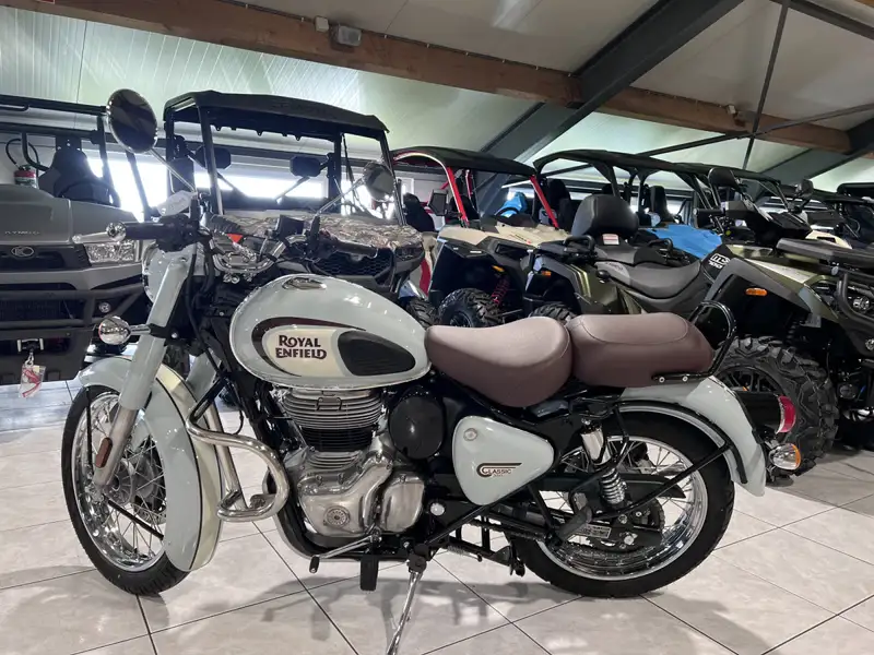 Royal Enfield Classic - foto 4