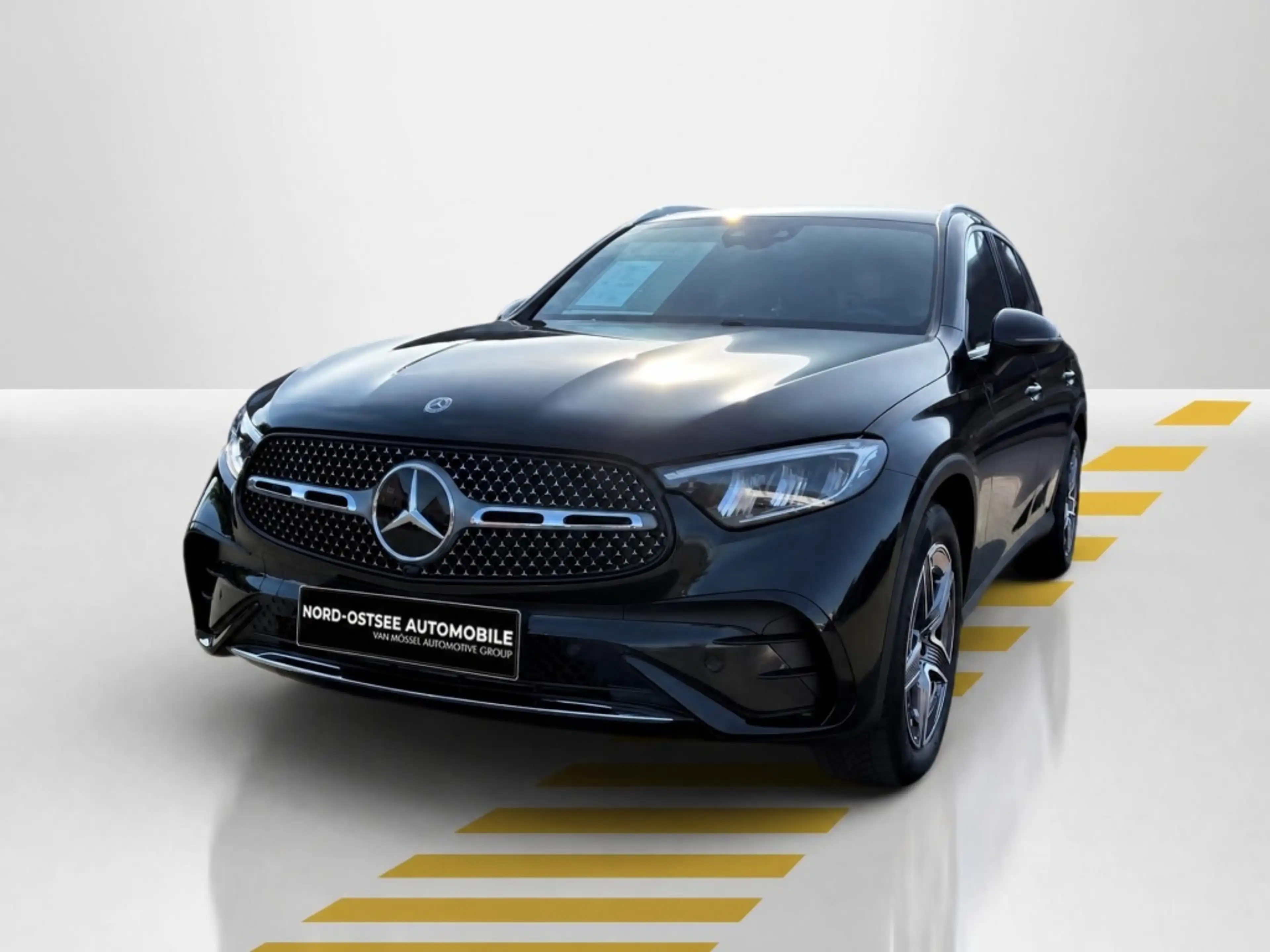 Mercedes-Benz GLC 300 d AMG 4M AHK ADV.+ LED MBUX — photo 2