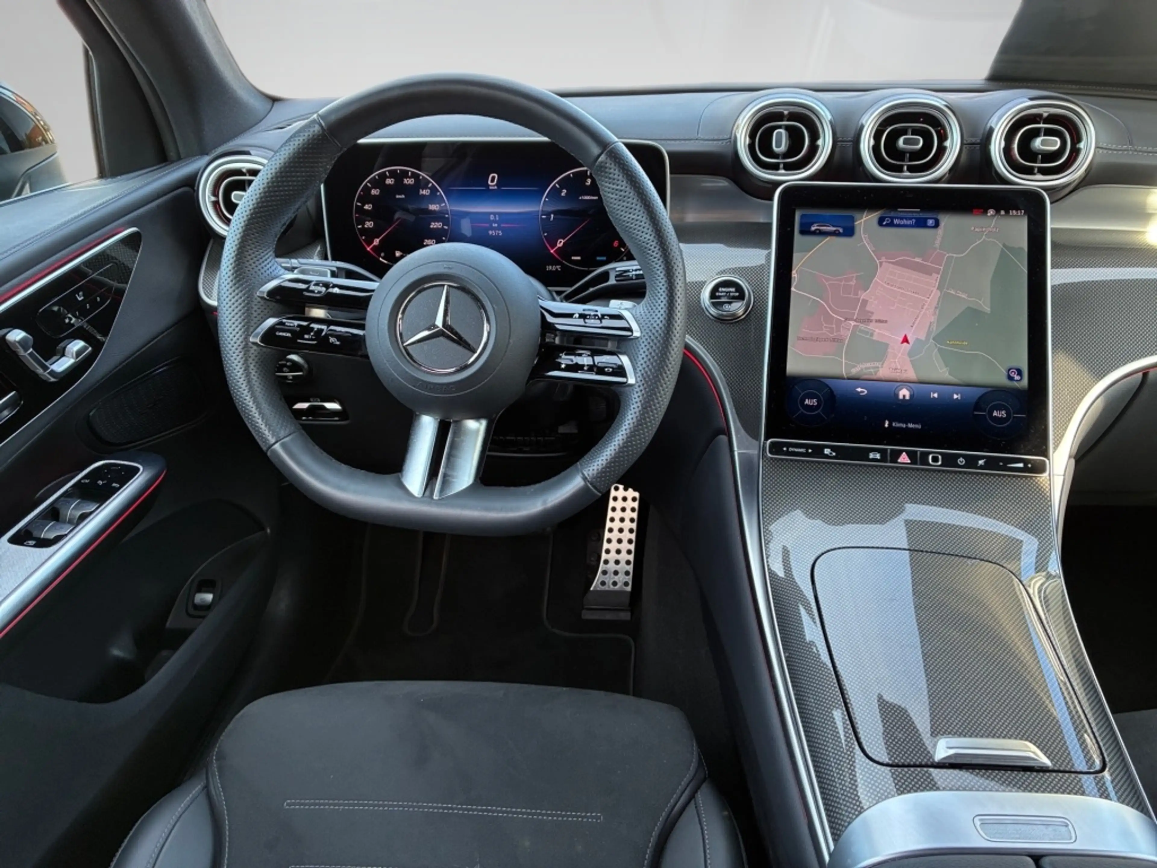 Mercedes-Benz GLC 300 d AMG 4M AHK ADV.+ LED MBUX — photo 11