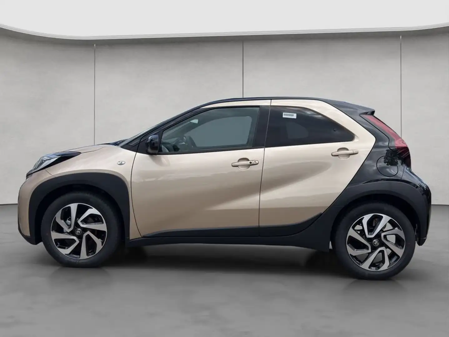 Toyota Aygo X X S-CVT Air Teamplayer Komfort Paket Beige - 2