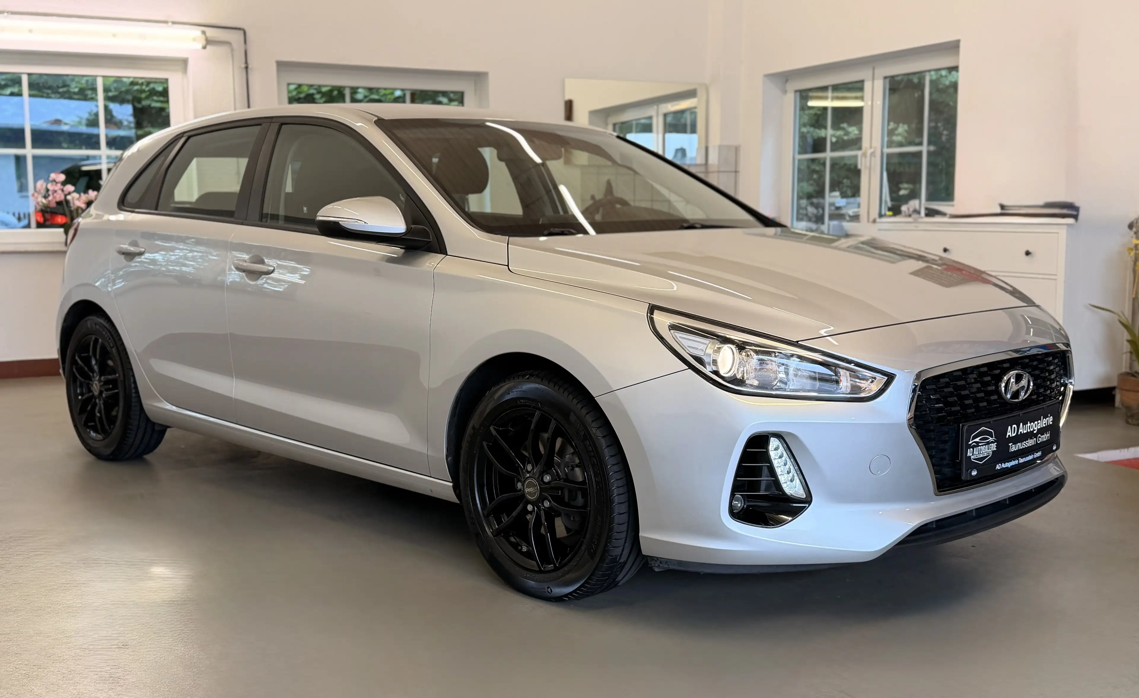 Hyundai i30 i30 1.0 T-GDI — photo 2