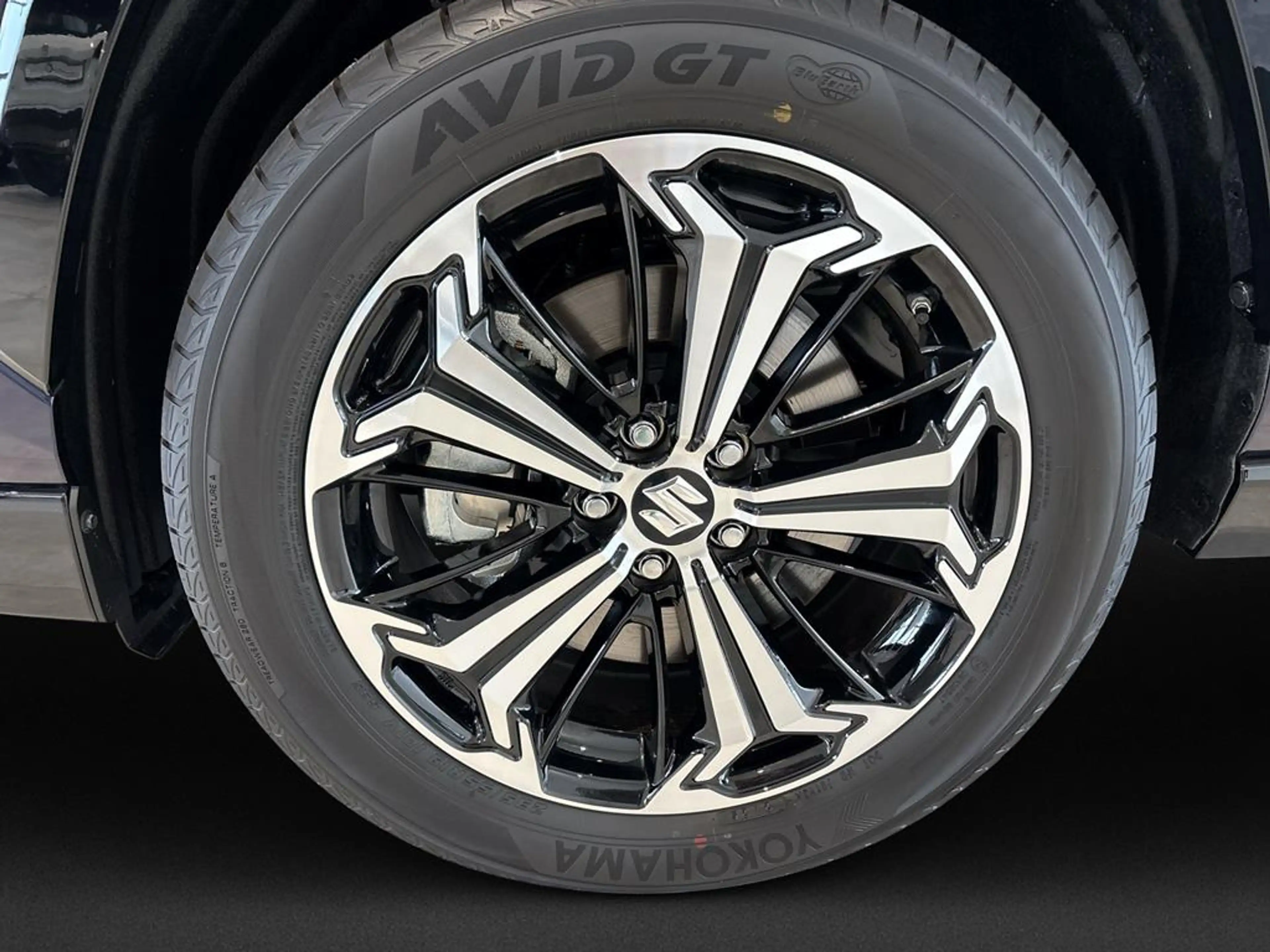 Suzuki Across 5-Türer PLUG-IN HYBRID Comfort+ — photo 10
