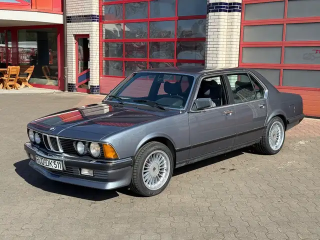 BMW 732 i DEUTSCHES FAHRZEUG AUS 1. HAND, HU 07/2027