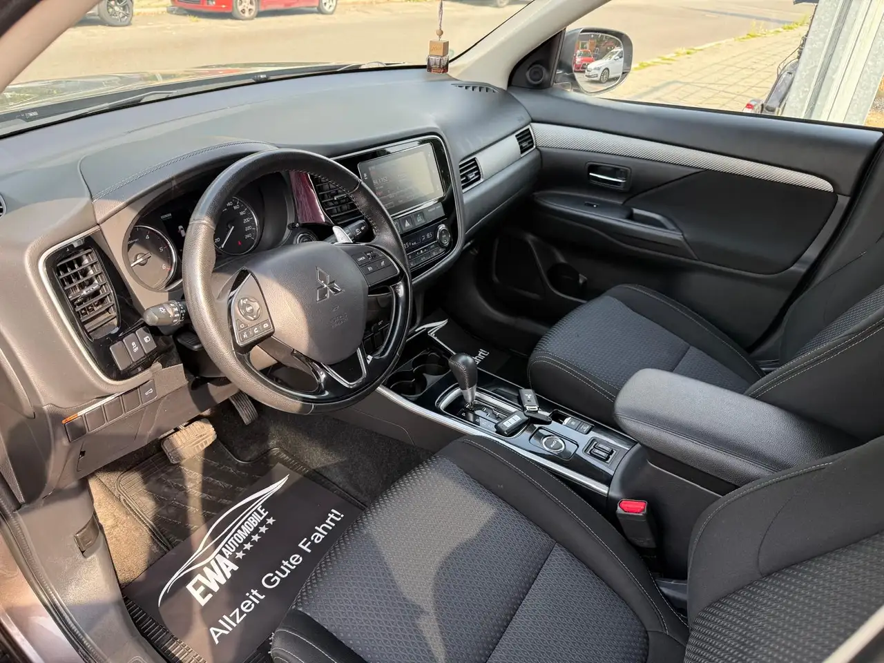 2018 Mitsubishi Outlander Edition 100  4WD,LED,68000 KM,AUTOMATIK,TEMPOMAT,TOP, photograph 11