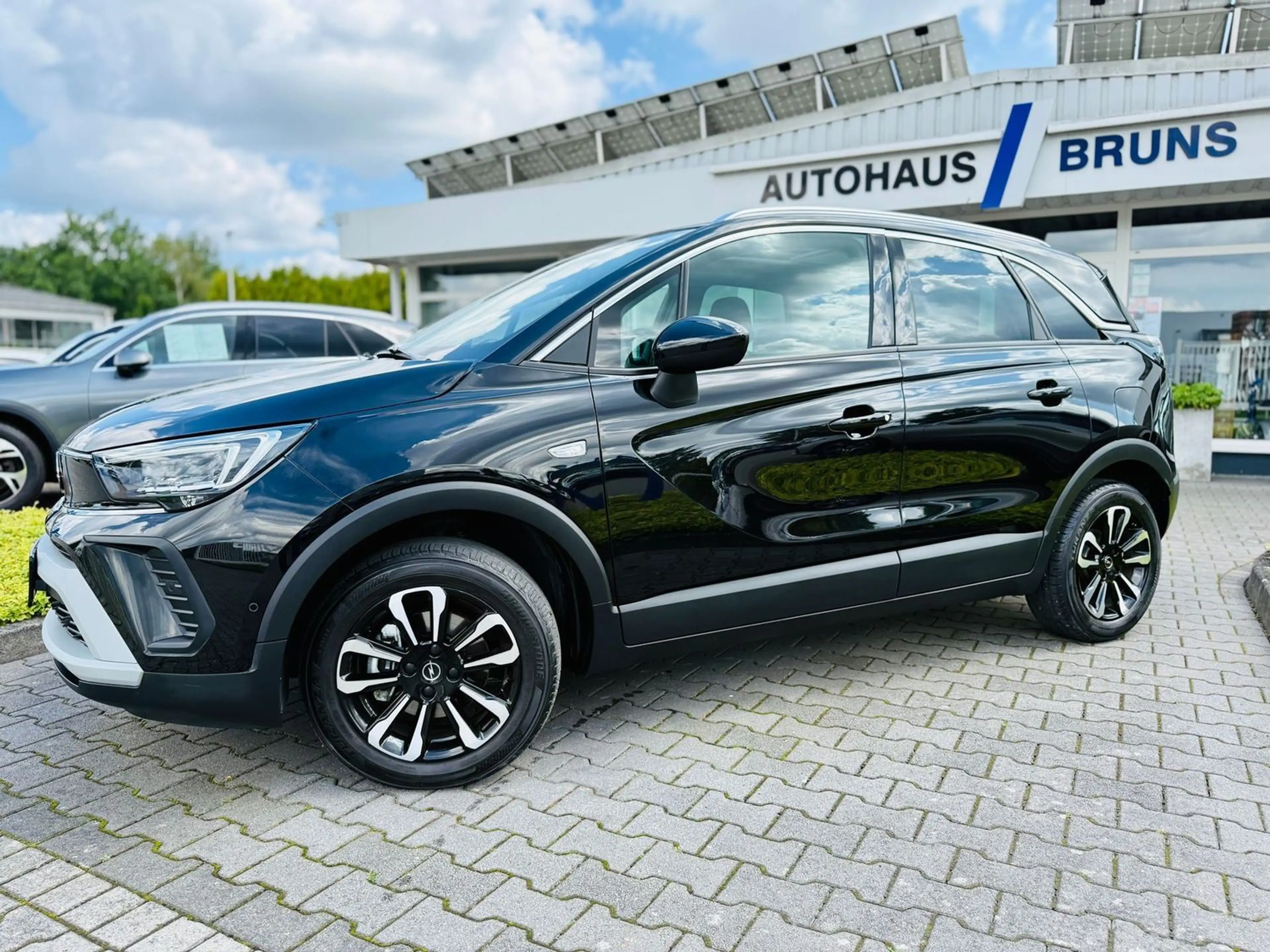 Opel Crossland X 1,2 T ELEG., Navi, Panod, LED, RFK, PTS, Tot, Spur — photo 2