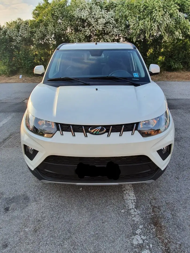 Mahindra KUV100 1.2 K8 m-bifuel - 1