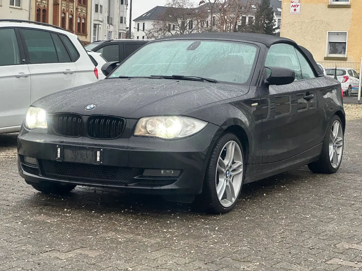 BMW 120 d CABRIO*LEDER+NAVI+18`LM+SHZ* Noir - 1