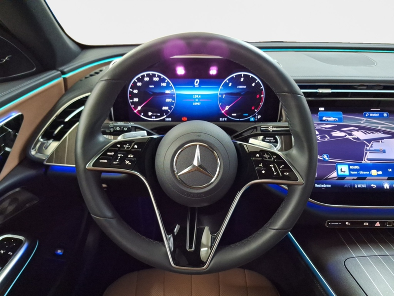 Mercedes-Benz E 450 d 4MATIC T-Modell All-Terrain Pano, 360°, AHK, HUD — photo 13