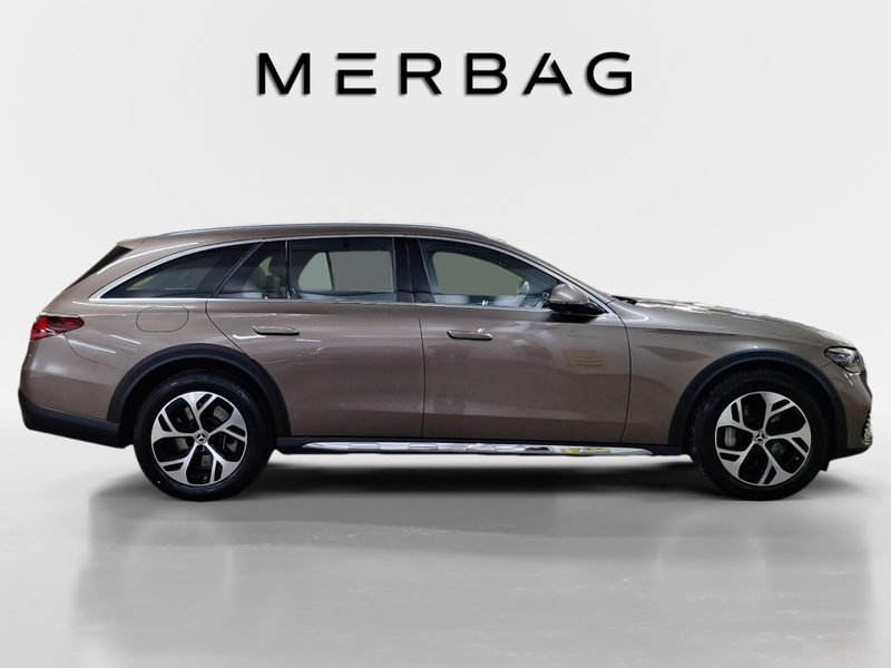Mercedes-Benz E 450 d 4MATIC T-Modell All-Terrain Pano, 360°, AHK, HUD — photo 6