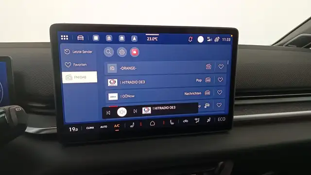 Volkswagen Id.3 view 8