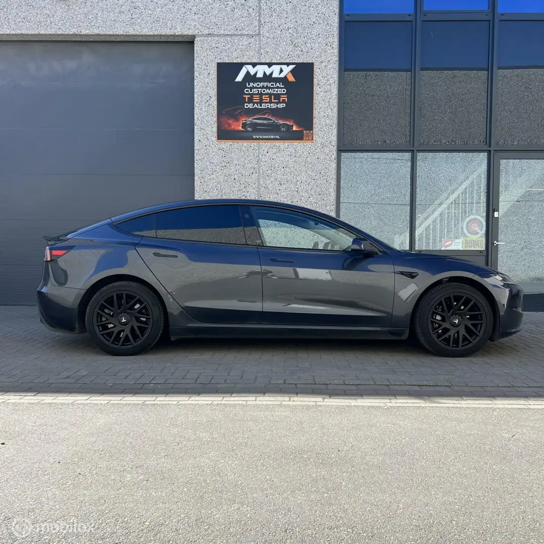 Tesla Model 3 SR+ HIGHLAND MMX PACK Gris - 2