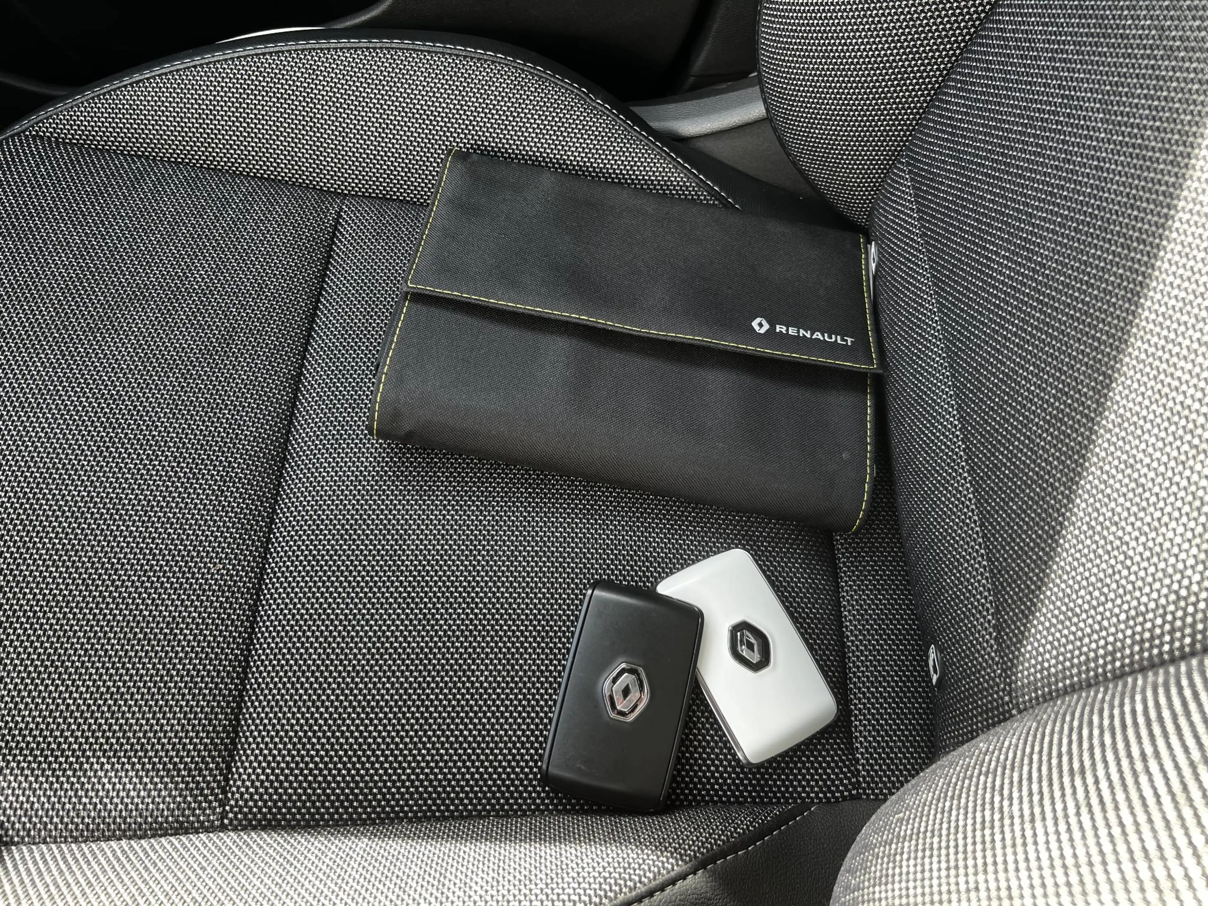 Renault Captur 1.3 TCe 140 Intens | AppleCarPlay | Automaat | Dod — photo 15