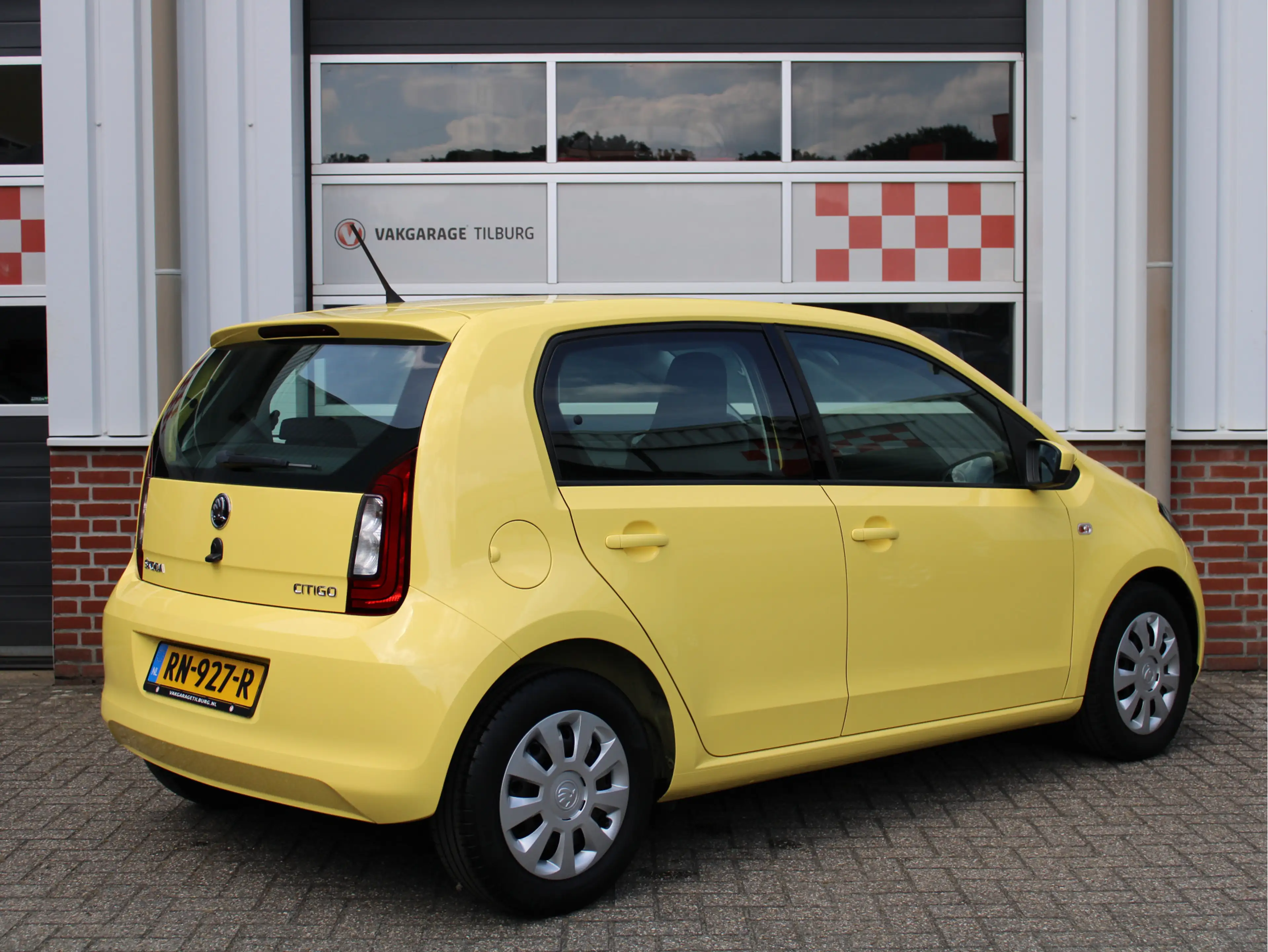 Skoda Citigo 1.0 Greentech Ambition CruiseControl/Bluetooth/Air — photo 4